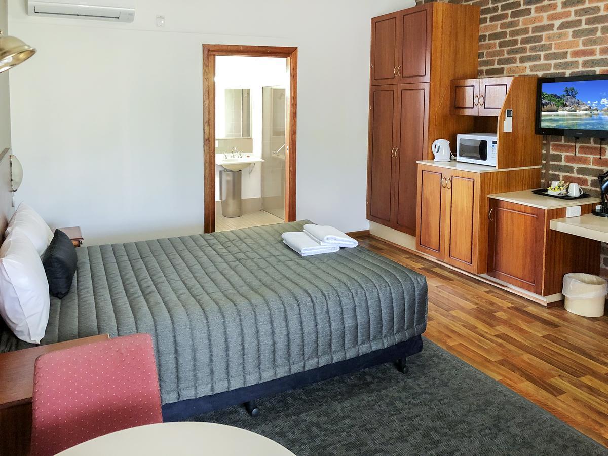 Leeton Heritage Motor Inn Ngoại thất bức ảnh