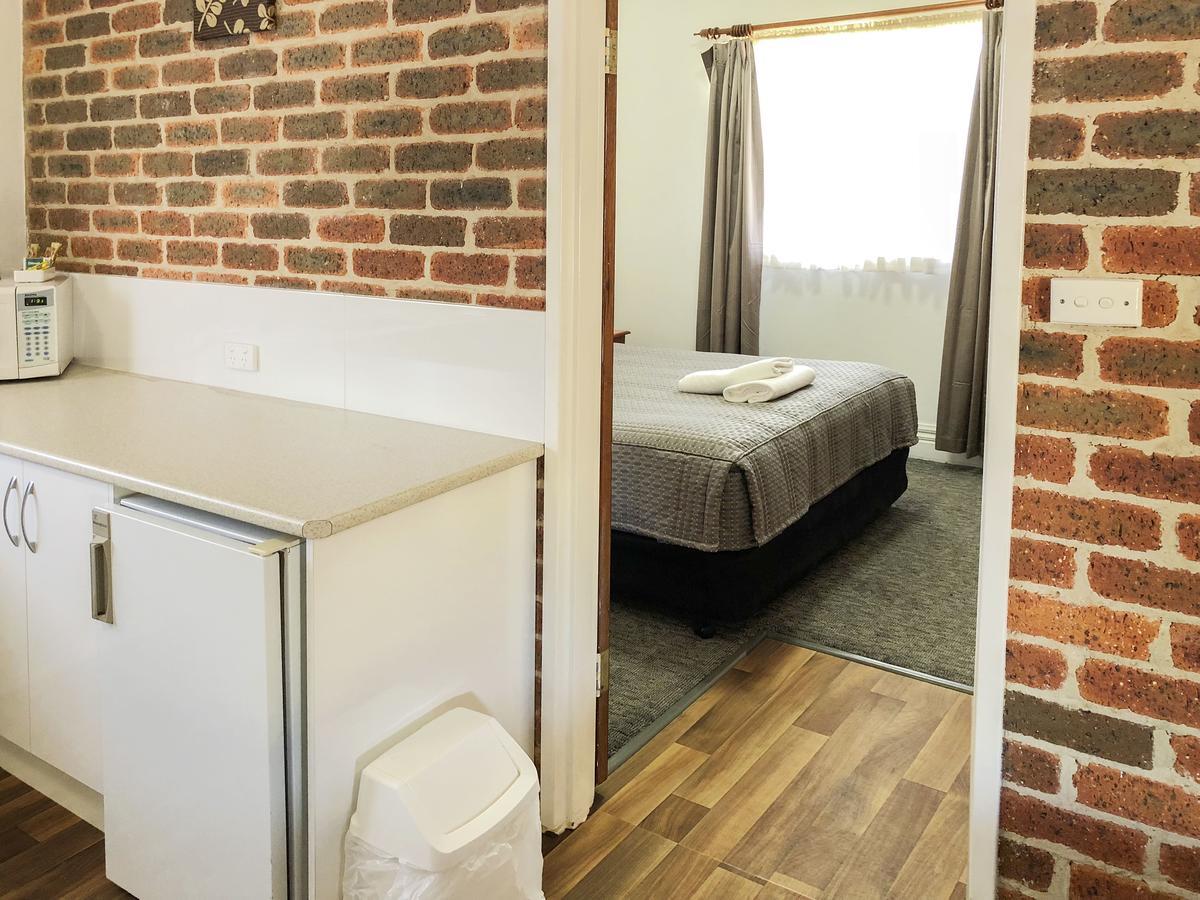 Leeton Heritage Motor Inn Ngoại thất bức ảnh