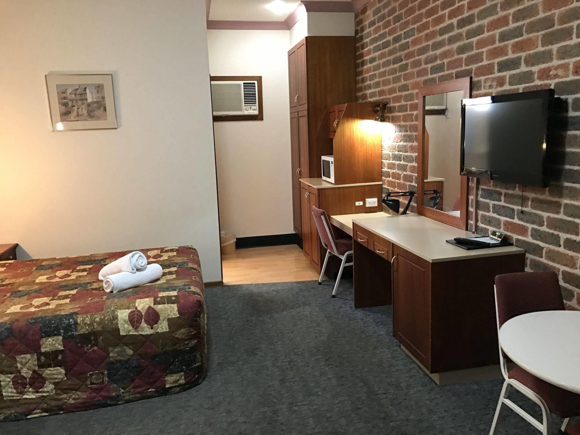 Leeton Heritage Motor Inn Ngoại thất bức ảnh