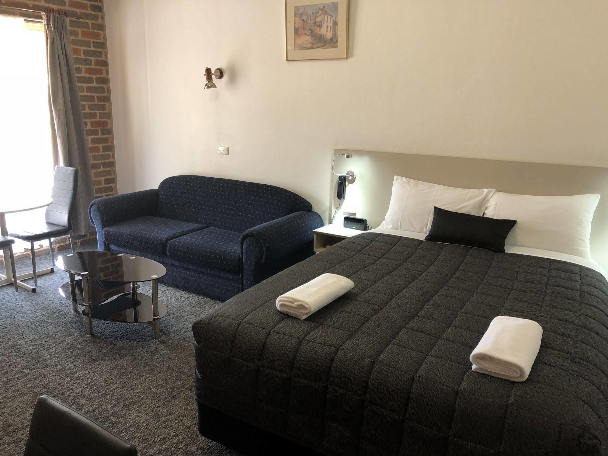 Leeton Heritage Motor Inn Ngoại thất bức ảnh